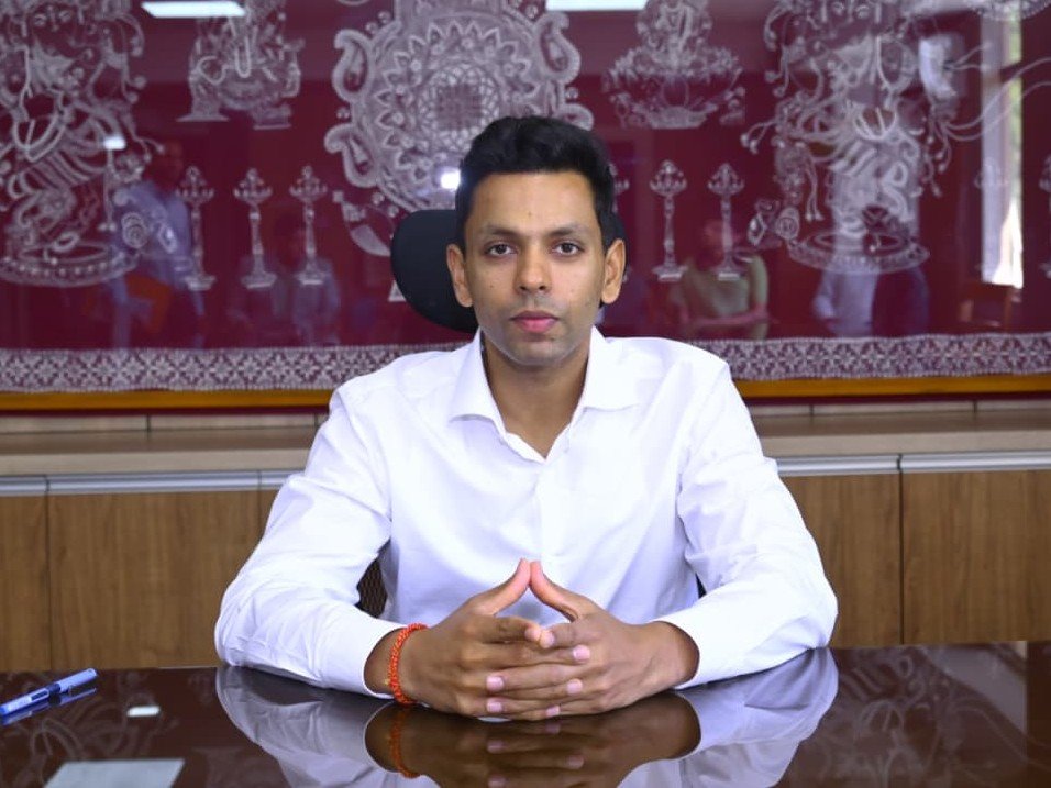 From PEC Chandigarh and IIM Ahmedabad to IAS: The Inspiring Journey of Uttarakhand Cadre Officer Anshul Singh