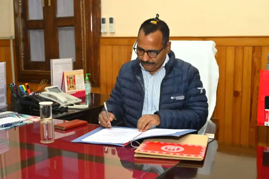 Lalit Mohan Rayal Appointed as Nainital DM: Know His Educational Qualifications, IAS Career, and Key Administrative Roles
