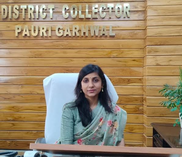 IAS Swati S. Bhadauria Balances Strict Action with Social Compassion The Multi-Faceted Governance